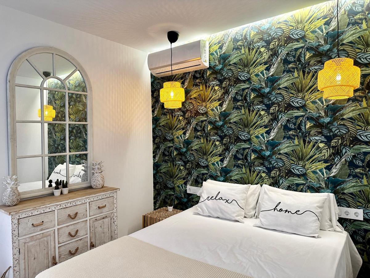 Loft 18 Beachfront Marbella Center المظهر الخارجي الصورة