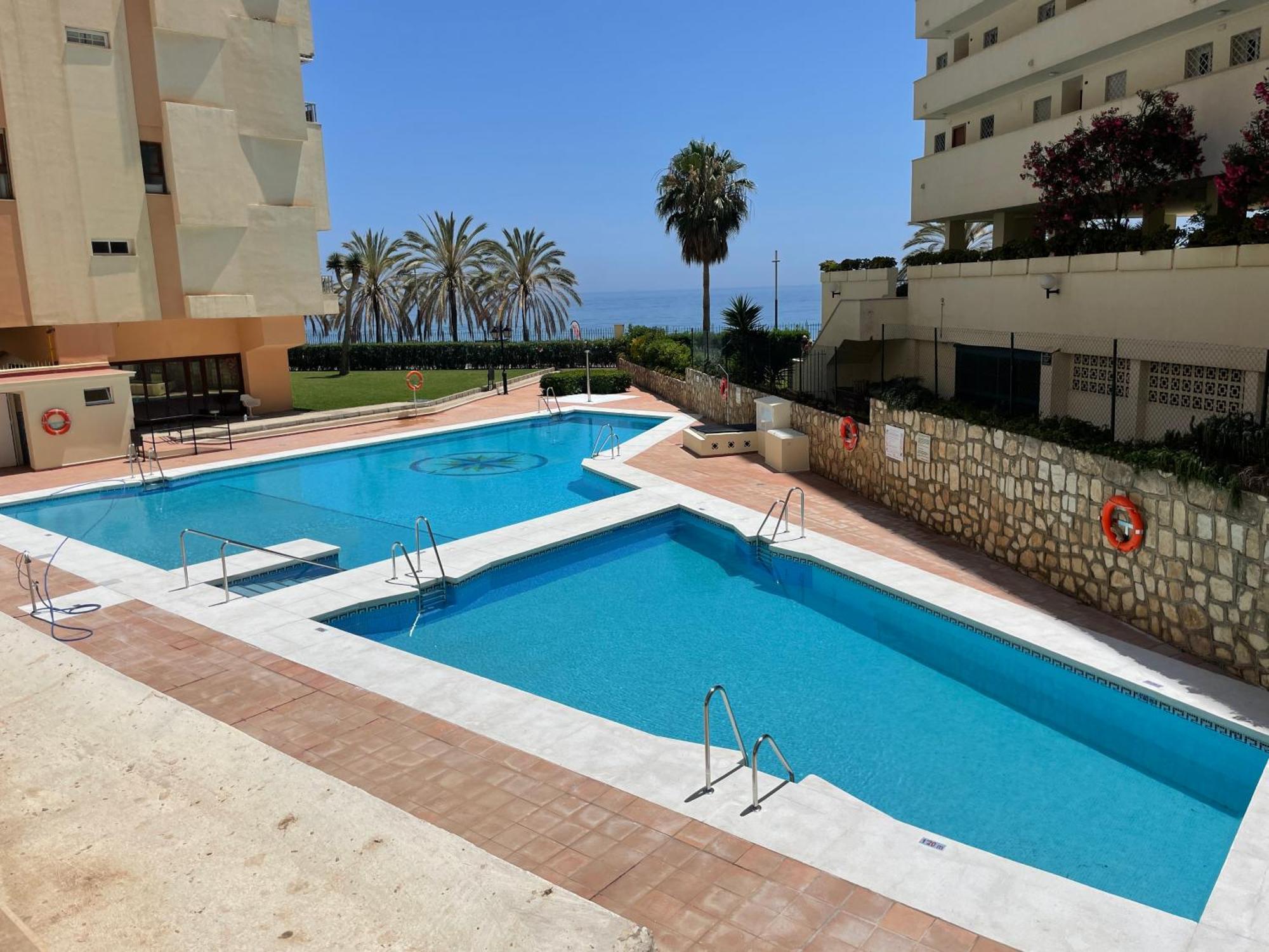 Loft 18 Beachfront Marbella Center المظهر الخارجي الصورة